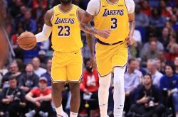 詹姆斯连续三场比赛得分超过高光表现，独行侠挑战极限！的简单介绍